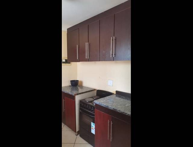 3 BEDROOM HOUSE FOR SALE IN KARENPARK